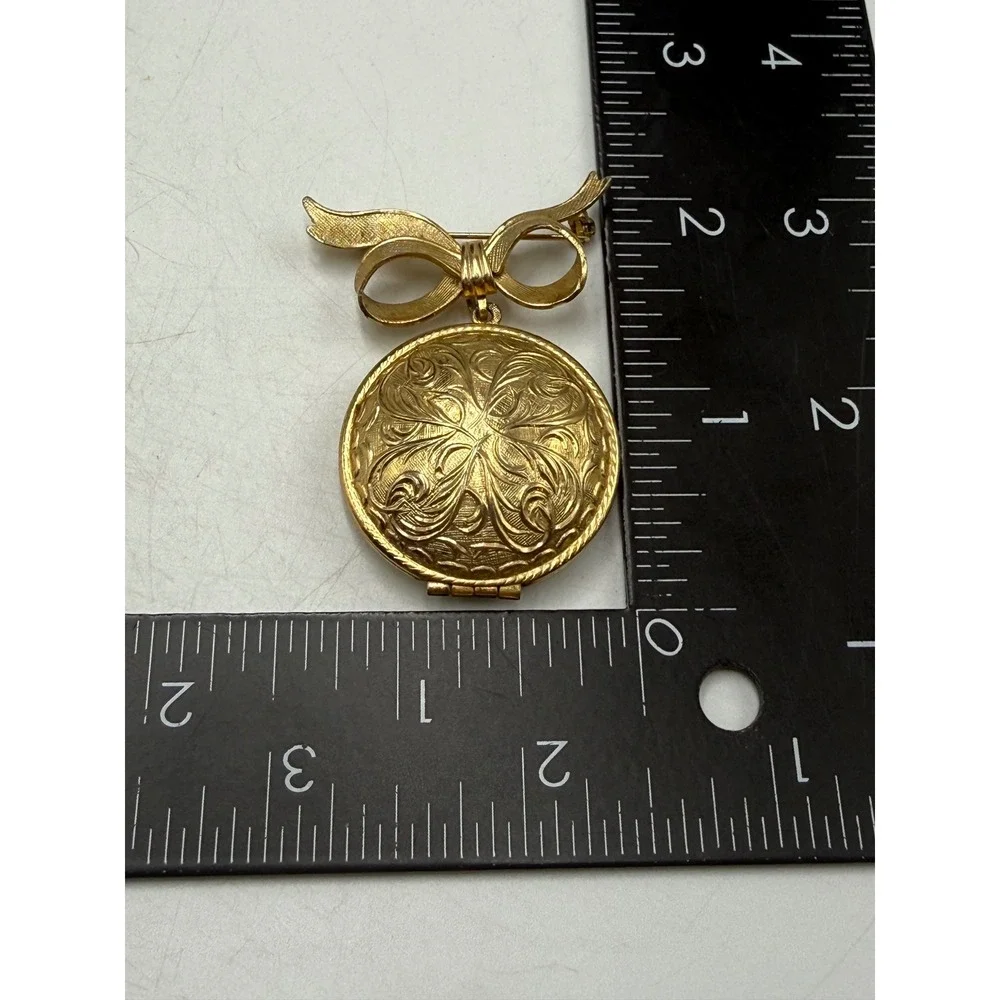 Vintage Gold Tone Bow Locket Brooch Embossed Floral Round Pendant Pin